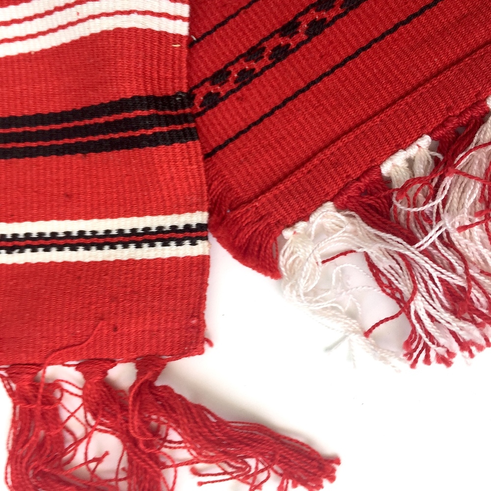 Cloth Trivets Set of 4 Red Aztec Knit decor - Picture 7 of 7